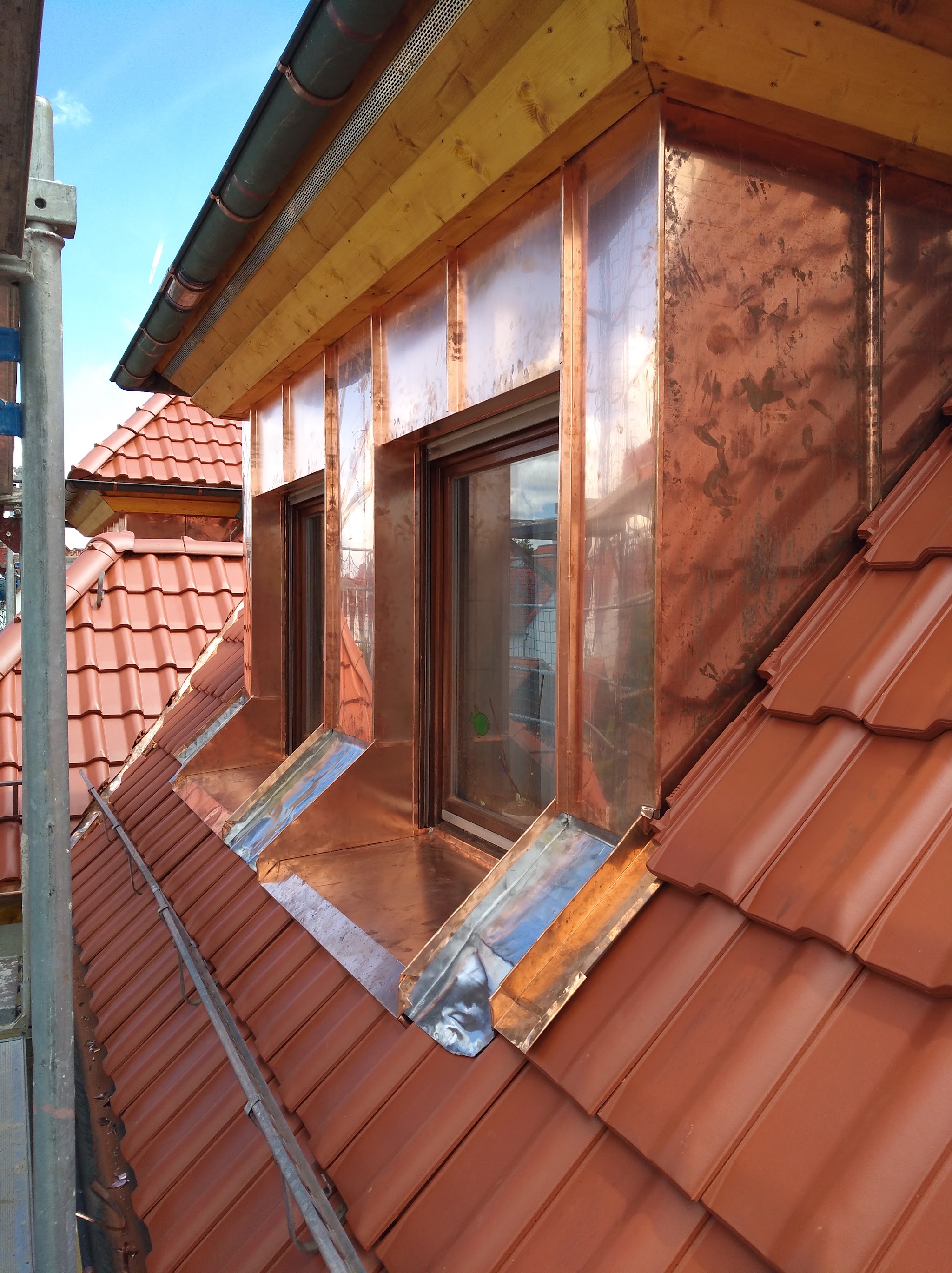 Kupferverkleidete Dachgaube, handgefertigt von Dachbau Hergenhan